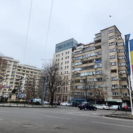 Central Town Piata Rosetti The Biggest * Bucharest