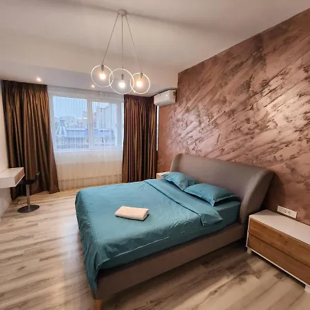 Central Town Piata Rosetti The Biggest Apartment